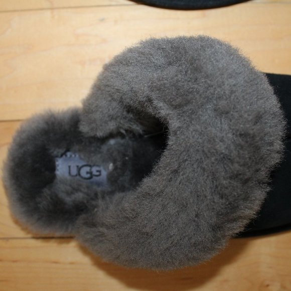 NIB UGG SCUFFETTE II WOMEN'S‎ SUEDE SLIPPERS BLACK - Picture 5 of 8